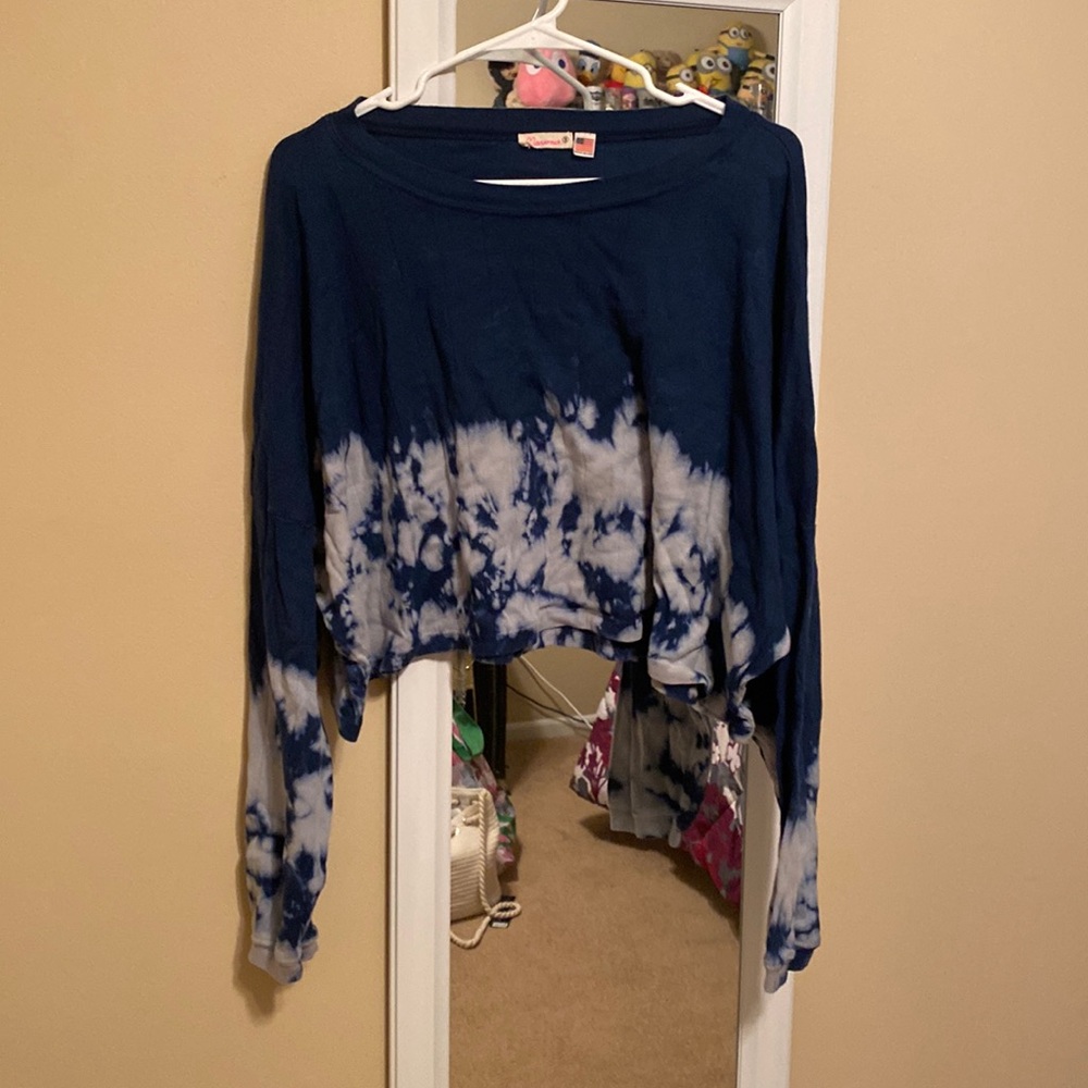 Cropped tie dye shirt